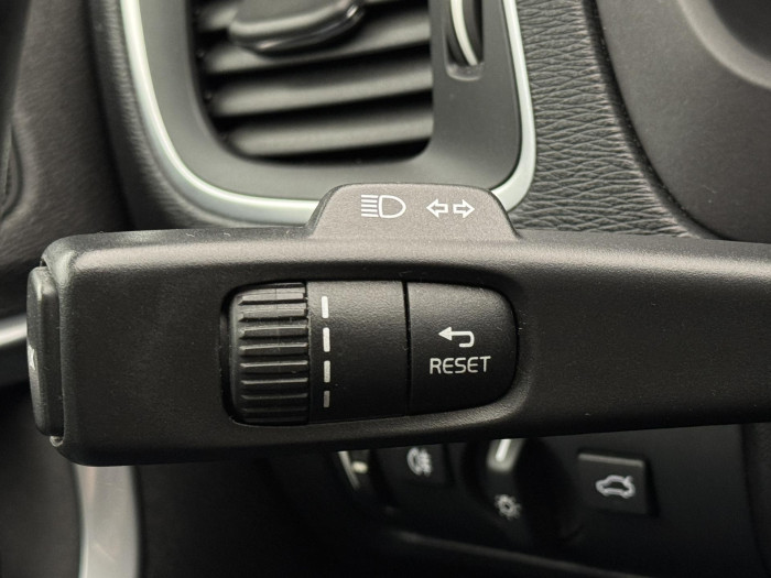 Volvo V40 CC MOMENTUM AUT 2.0 CC CC Momentum