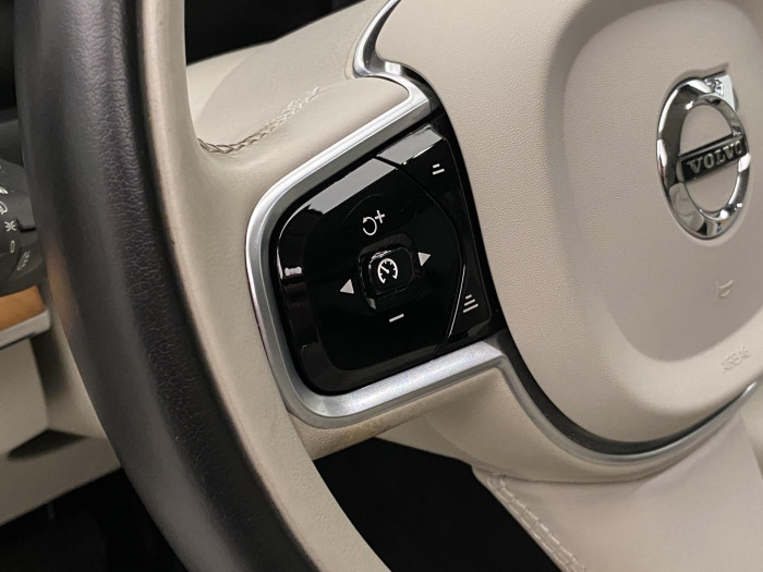 Volvo XC90 B5 AWD INSCRIPTION AUT CZ