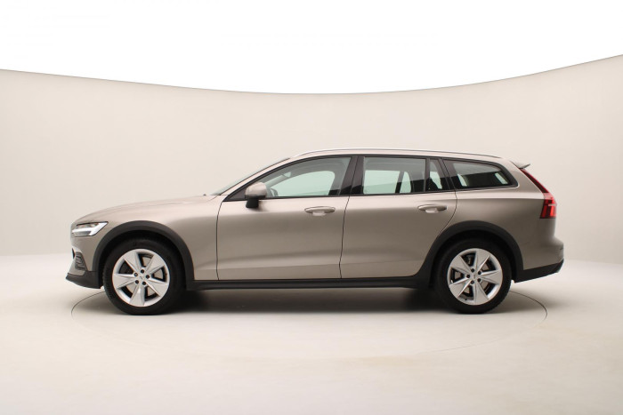 Volvo V60 CC D4 AWD MOMENTUM AUT 2.0 d CC CC Momentum