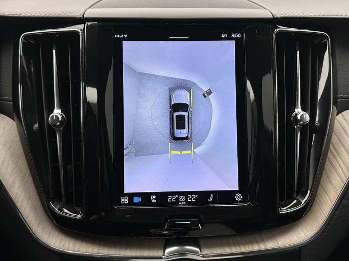 Volvo XC60 B4 AWD INSCRIPTION AUT