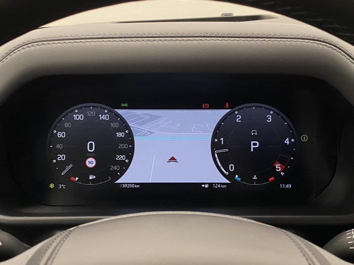 Land Rover Defender 110 D300 X-DYNAMIC HSE AWD 7m 3.0 d Dynamic