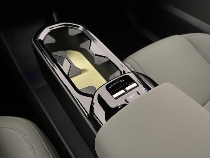 Volvo EX30 PURE ELECTRIC PLUS RWD EXTEND.