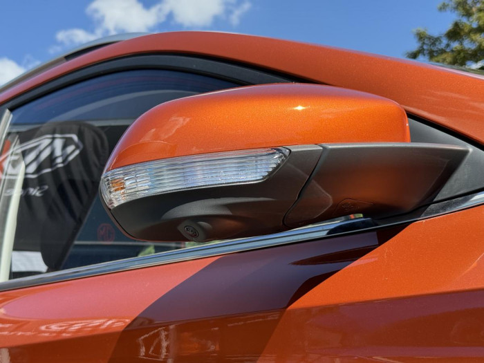 MG ZS EXCLUSIVE AUT. SKLADEM 1.0 Exclusive