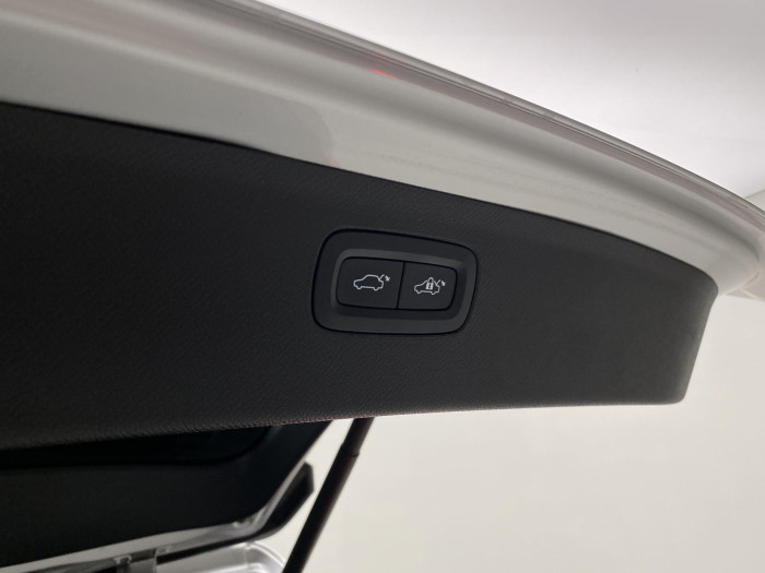 Volvo XC90 B5 AWD INSCRIPTION AUT 7míst