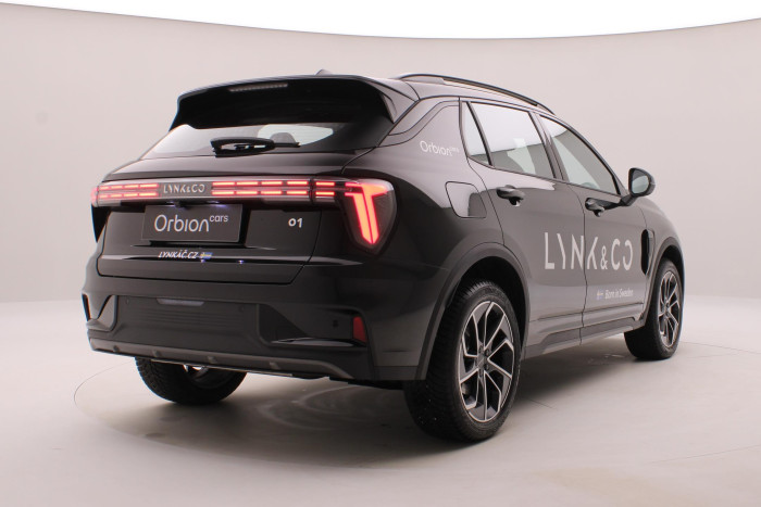Lynk & Co 01 01 CORE PHEV