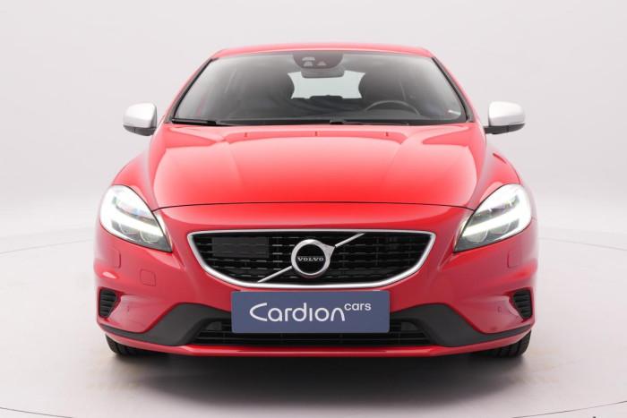 Volvo V40 D4 R-DESIGN REZERVACE 2.0 d