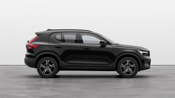 Volvo XC40 B3 AUT DARK PLUS