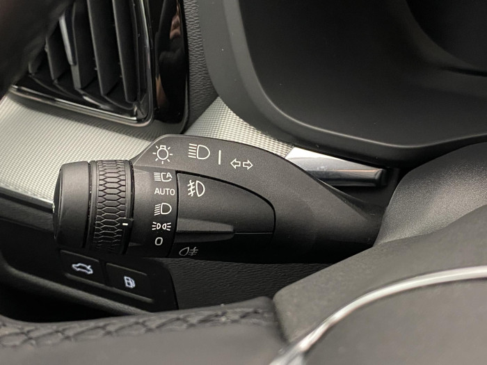 Volvo XC60 T8 AWD DARK PLUS RECHARGE AUT