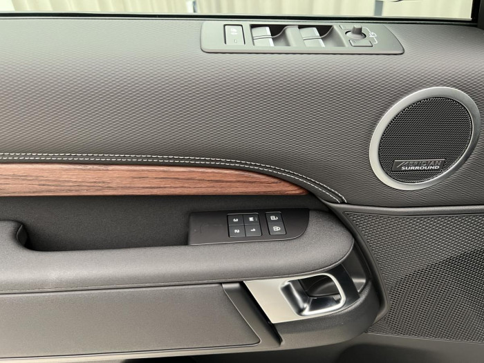 Land Rover Discovery D250 DYNAMIC SE AWD Aut 3.0 d Dynamic SE