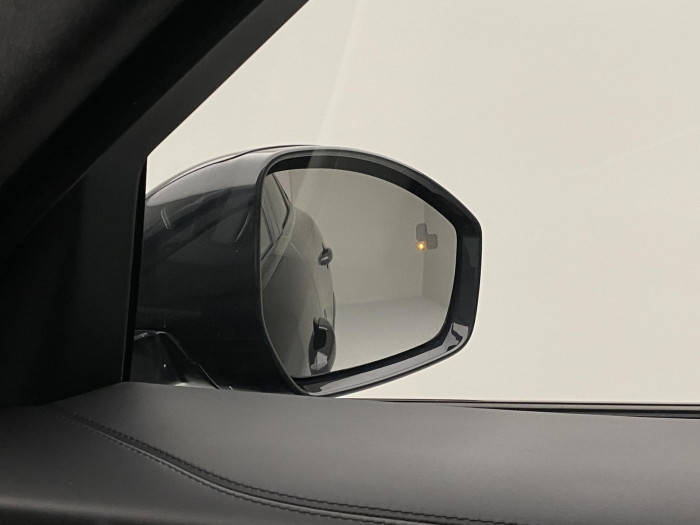 Jaguar F-Pace 5.0 V8 SVR AWD AUT REZERVACE 5.0 V8