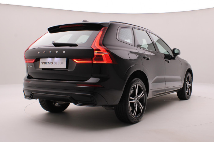 Volvo XC60 B5 AWD R-DESIGN AUT