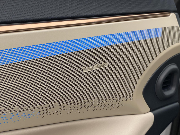 Lynk & Co 08 MORE PHEV