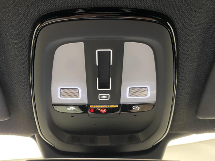 Volvo XC40 B4 AUT PLUS BLACK EDITION