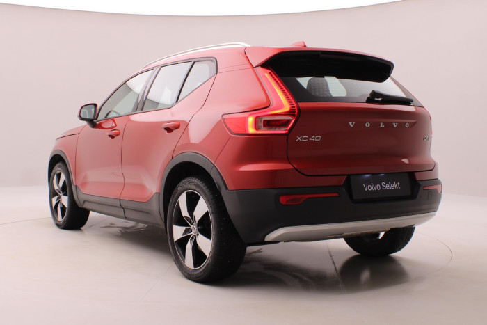 Volvo XC40 B4 AWD MOMENTUM AUT CZ 2.0 Momentum