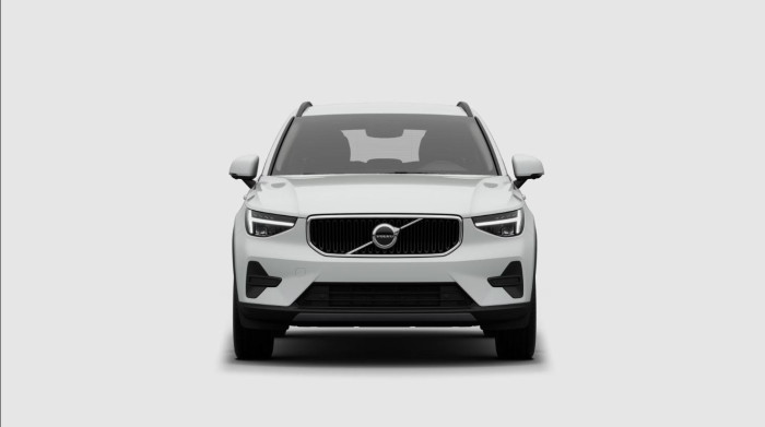 Volvo XC40 B3 ESSENTIAL AUT