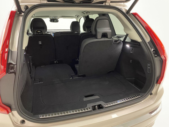 Volvo XC90 B5 AWD AUT BRIGHT PLUS 7míst 2.0 Plus