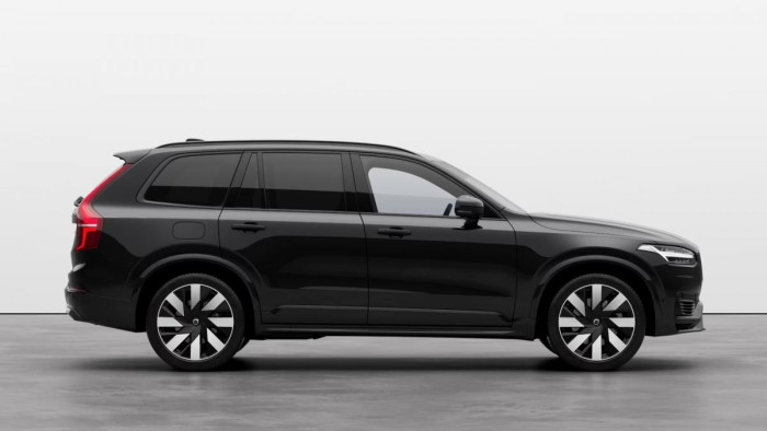 Volvo XC90 T8 AWD Plug-in DARK ULTRA 7m.