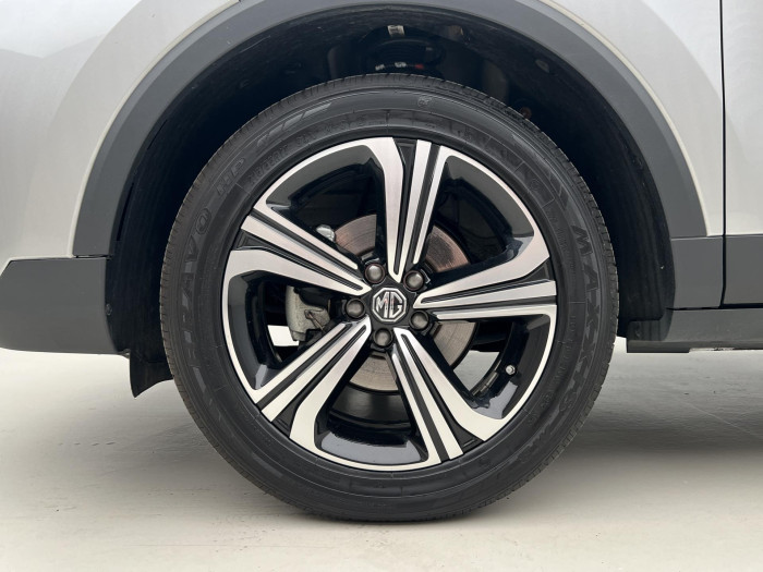 MG ZS 1.5 ESSENTIAL PLUS CZ 1.maj.