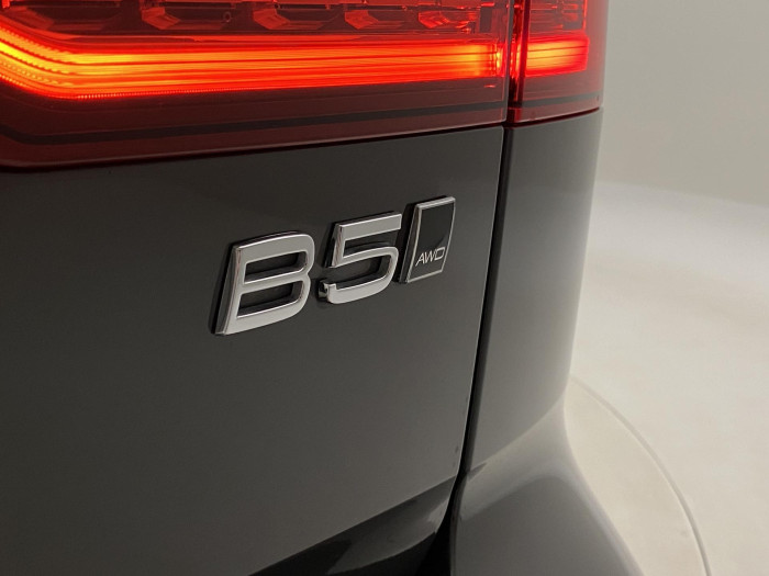 Volvo V60 CC B5 AWD PLUS BRIGHT AUT