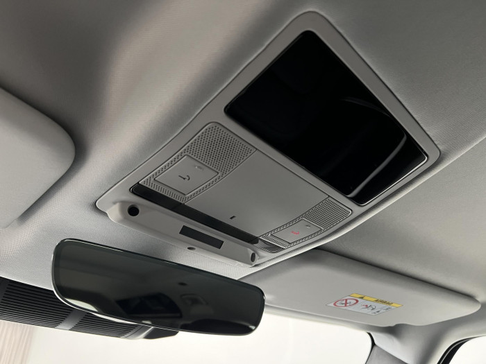 Land Rover Defender 110 D200 S AWD Aut REZERVACE 3.0 d