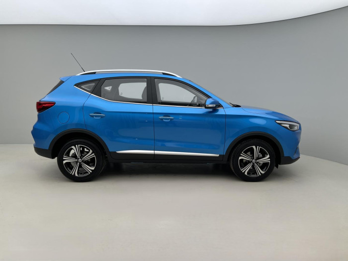 MG ZS ESSENTIAL PLUS 1.5 AKCE-20TIS