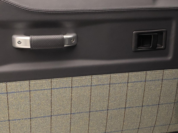 Land Rover Defender WORKS V8 ISLAY EDITION 5.0 V8 Edition