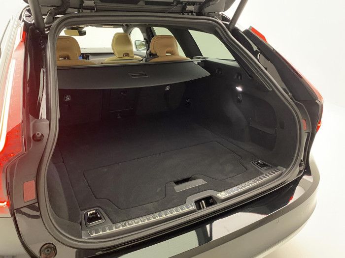 Volvo V90 T8 AWD Plug-in BRIGHT ULTRA