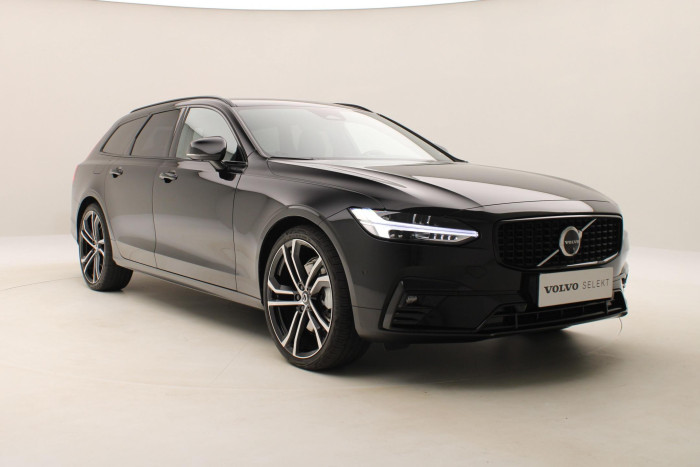 Volvo V90 B5 ULTIMATE DARK AUT 1.maj