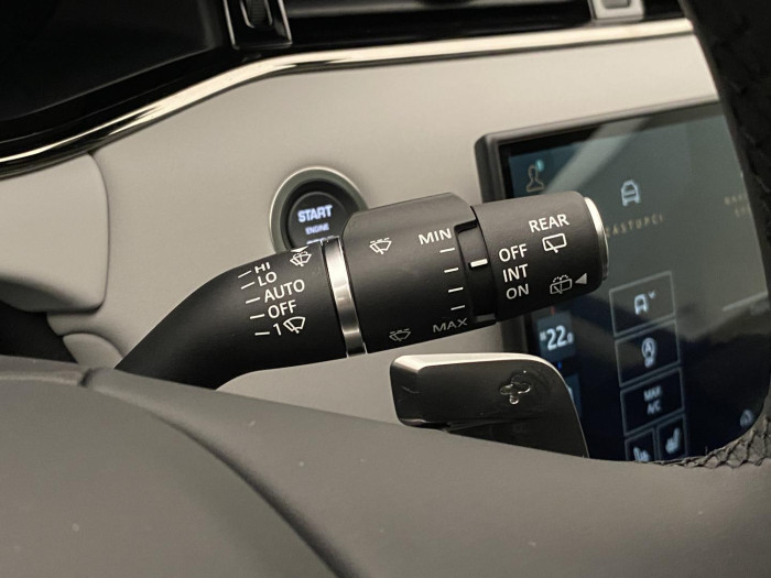 Land Rover Range Rover Evoque D200 DYNAMIC SE AWD AUT 2.0 d Dynamic SE