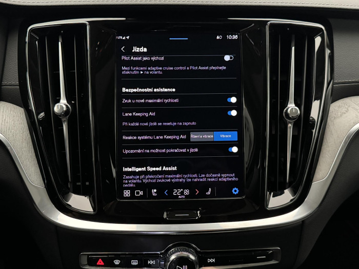 Volvo S60 T8 AWD RECHARGE ULTIMATE DARK