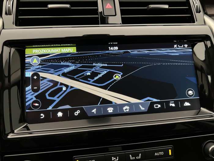 Land Rover Discovery 3.0 TDV6 HSE AWD AUT CZ