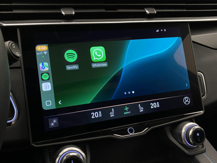 Lynk & Co 01 PHEV DCT AUT 1.maj. REZERVACE