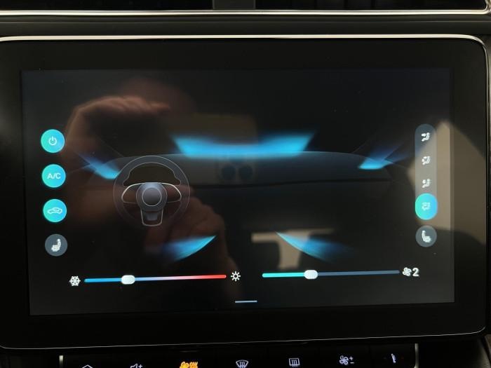 MG ZS 1.0T EXCLUSIVE AUT CZ 1.maj. 1.0 Exclusive