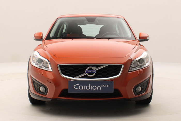 Volvo C30 1.6i MOMENTUM CZ REZERVACE 1.6 i Momentum