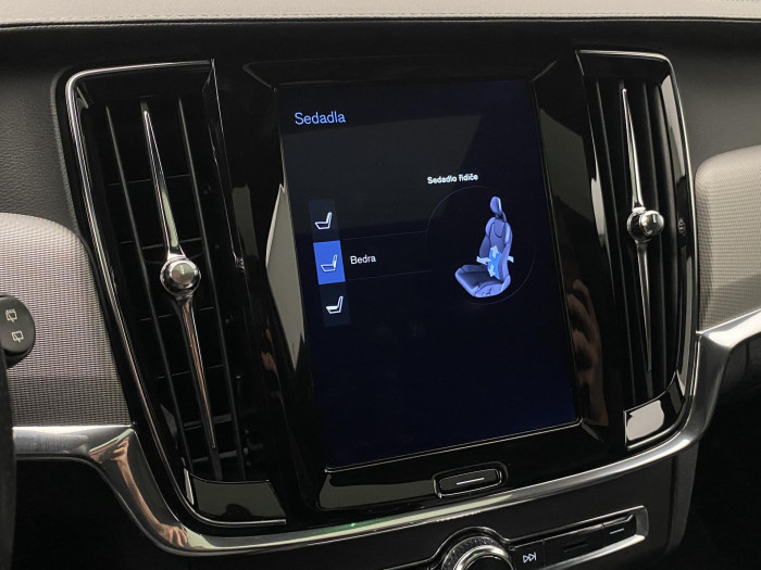 Volvo V90 CC D4 AWD MOMENTUM AUT 2.0 d CC CC Momentum