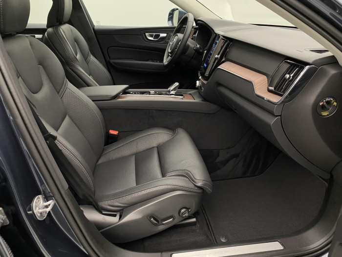 Volvo XC60 T6 AWD INSCRIPTION RECHARGE CZ