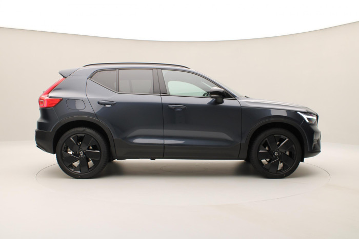 Volvo XC40 B3 AUT PLUS BLACK EDITION