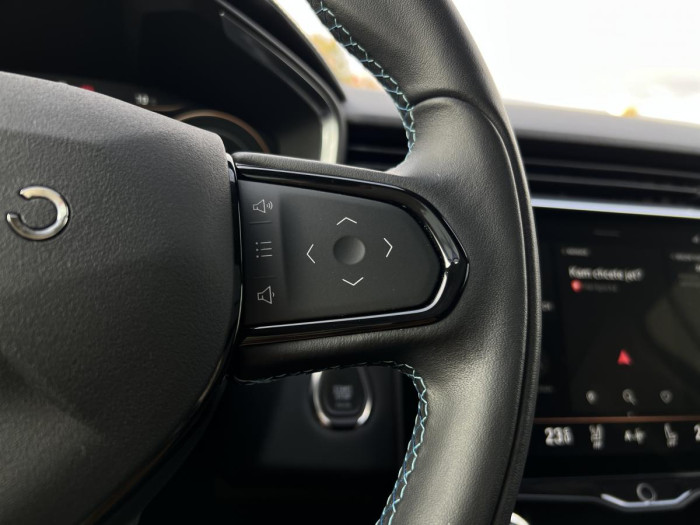 Lynk & Co 01 PHEV DCT Aut 1.maj.