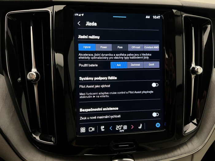 Volvo XC60 T6 AWD RECHARGE PLUS DARK AUT