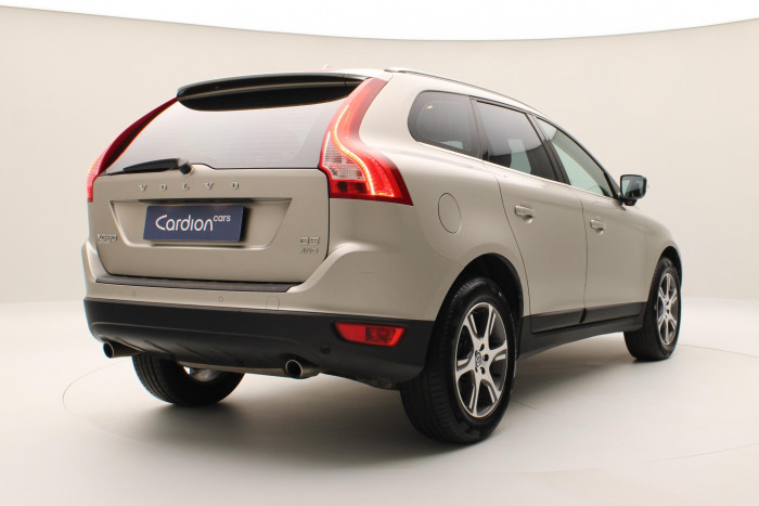 Volvo XC60 D5 AWD SUMMUM AUT CZ 2.4 d Summum