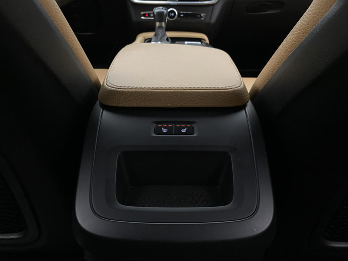 Volvo V90 D4 MOMENTUM AUT 2.0 d Momentum