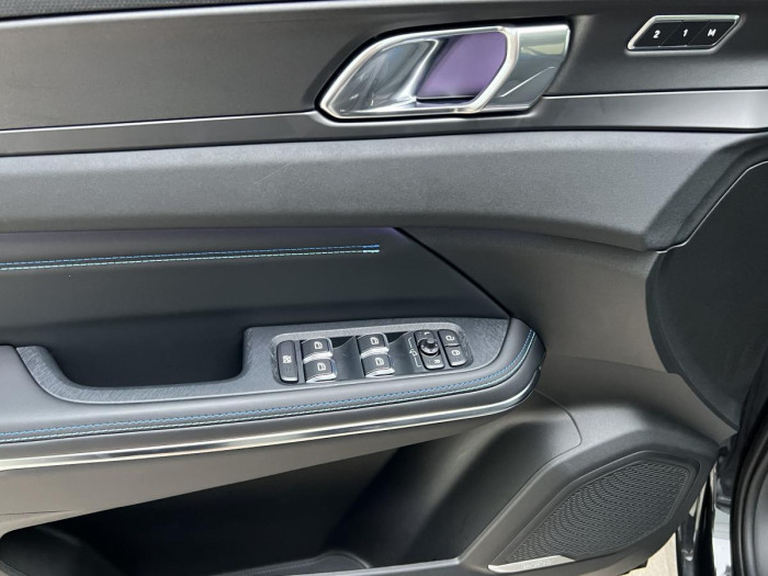 Lynk & Co 01 PHEV DCT Aut 1.maj.