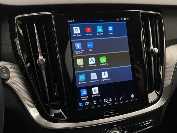 Volvo V60 B4 R-DESIGN AUT CZ