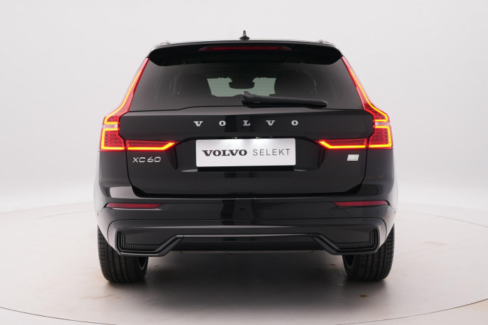 Volvo XC60 T6 AWD PLUS DARK RECHARGE