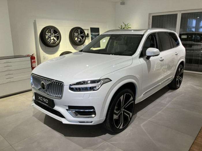 Volvo XC90 B5 AWD AUT  ULTIMATE 7-míst