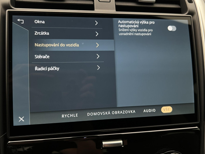 Land Rover Discovery D250 DYNAMIC SE AWD Aut 3.0 d Dynamic SE