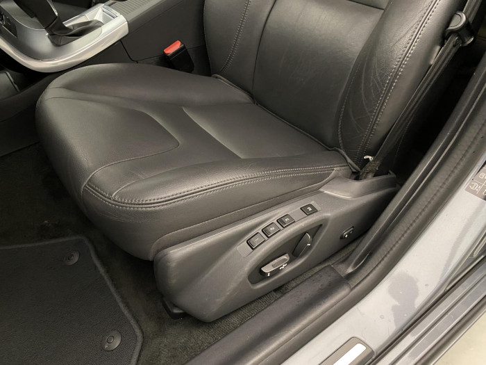 Volvo V60 D4 MOMENTUM AUT CZ 2.0 d Momentum