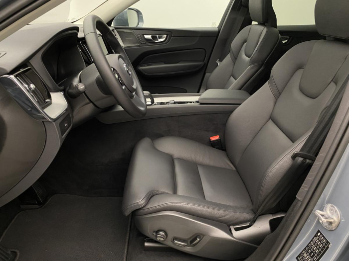 Volvo XC60 B4 AWD BRIGHT PLUS REZERVACE 2.0 Plus