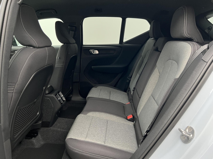 Volvo XC40 B3 DARK PLUS AUT