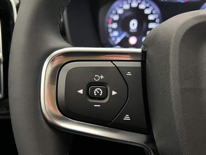 Volvo XC40 T2 MOMENTUM AUT 1.maj. 1.5 Momentum